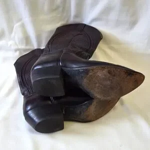Lucchese | Shoes | Lucchese Gavin Black Cherry Cowboy Boots  display picture 1